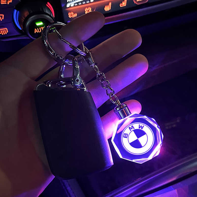 Keychain with 3D Automotive Logo in Crystal